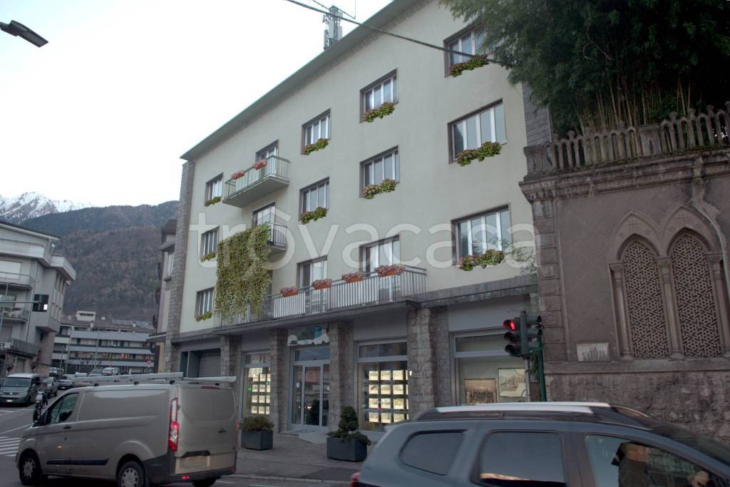appartamento in vendita a Breno