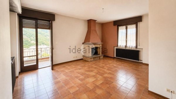 appartamento in vendita a Breno