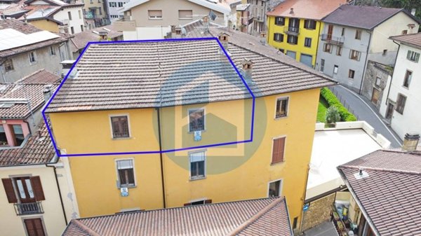 appartamento in vendita a Breno in zona Pescarzo