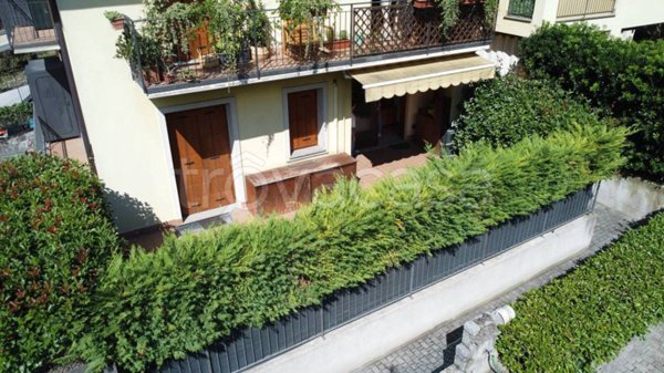 appartamento in vendita a Breno in zona Pescarzo