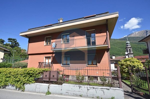 casa indipendente in vendita a Breno in zona Pescarzo