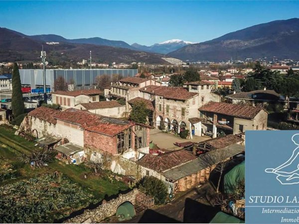 casa indipendente in vendita a Brescia in zona Borgo Trento