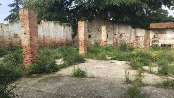 casa indipendente in vendita a Brescia in zona Volta