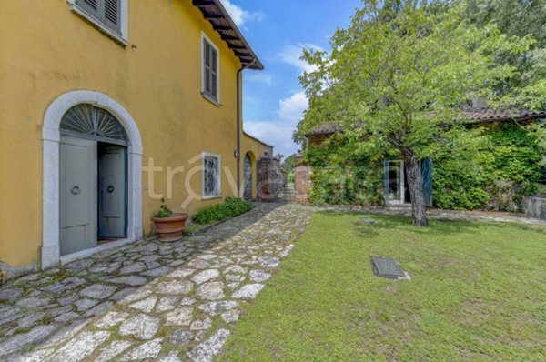casa indipendente in vendita a Brescia in zona Crocifissa di Rosa