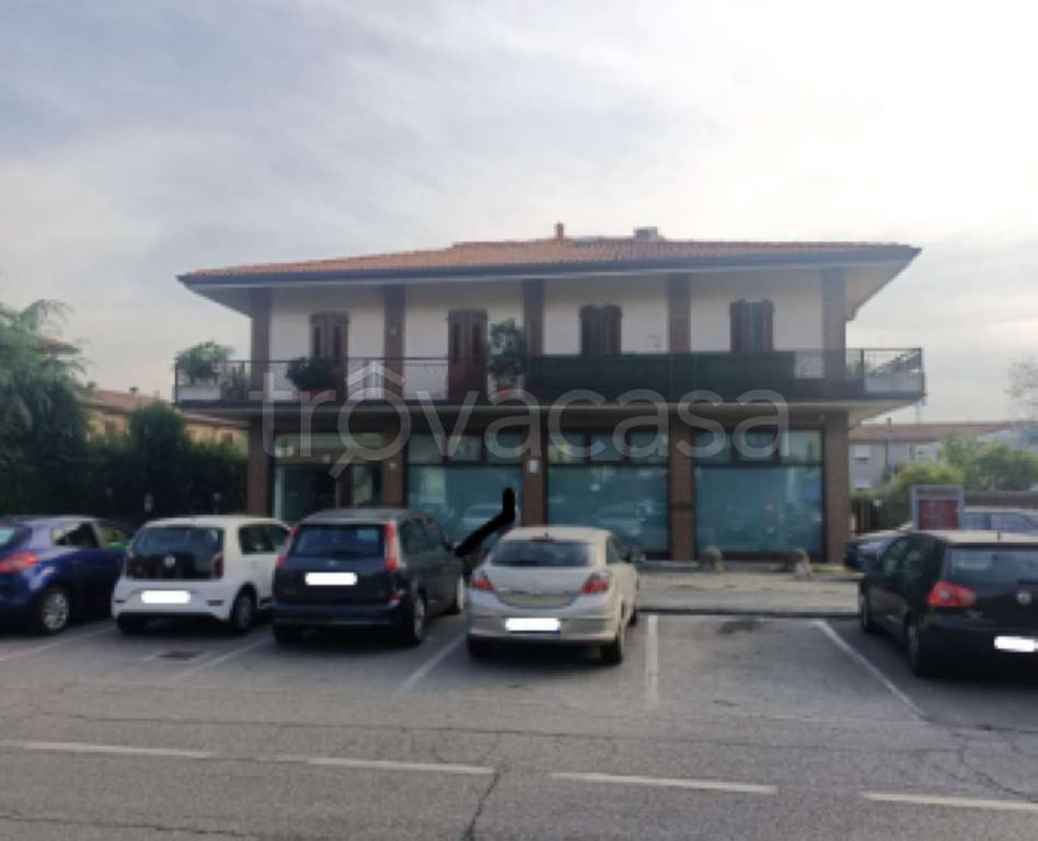 negozio in vendita a Brescia in zona Chiusure