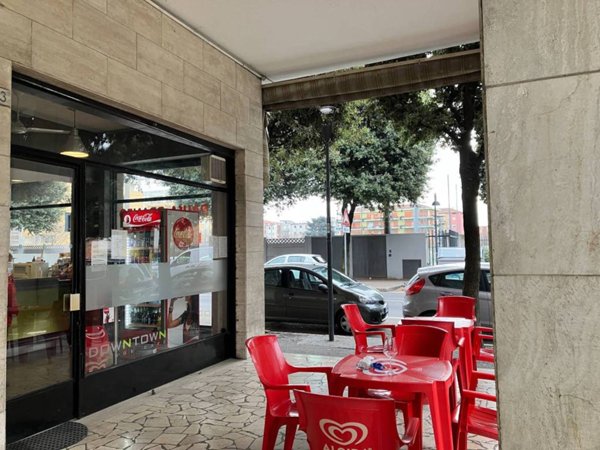 negozio in vendita a Brescia in zona Volta