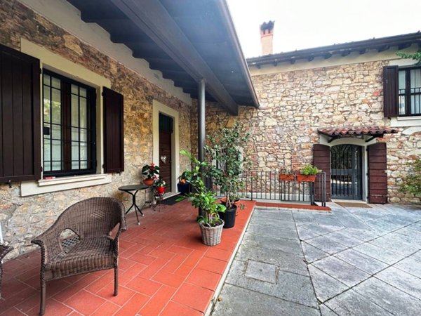 casa indipendente in vendita a Brescia in zona Sant'Eufemia