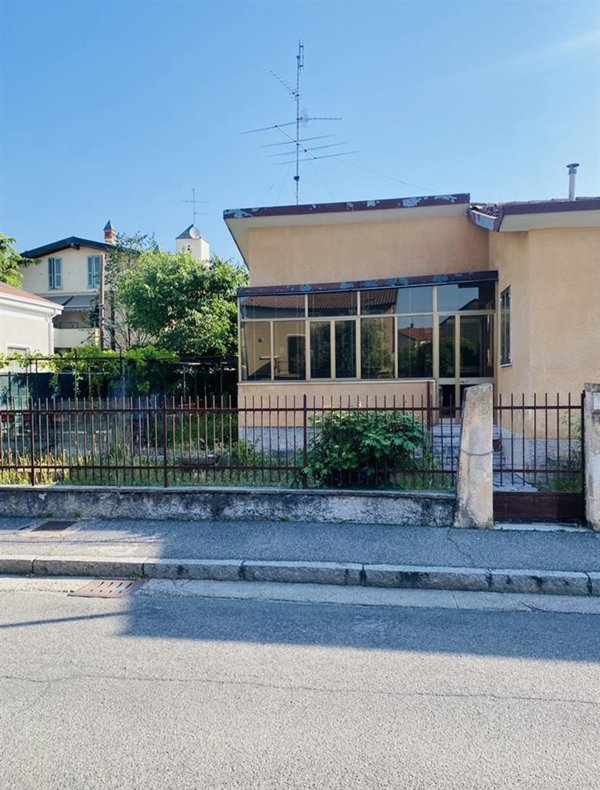 casa indipendente in vendita a Brescia in zona Chiusure