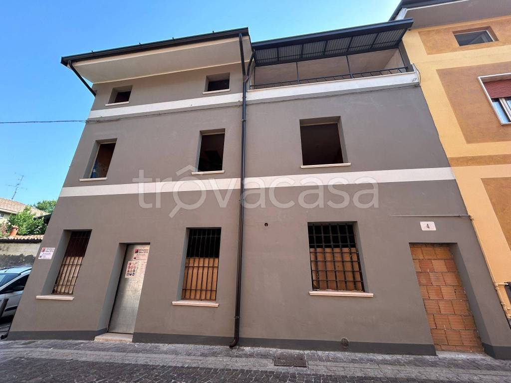 casa indipendente in vendita a Brescia in zona Fornaci
