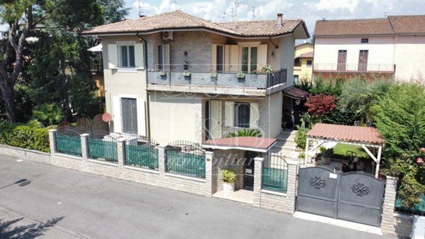 casa indipendente in vendita a Brescia in zona Chiesa Nuova