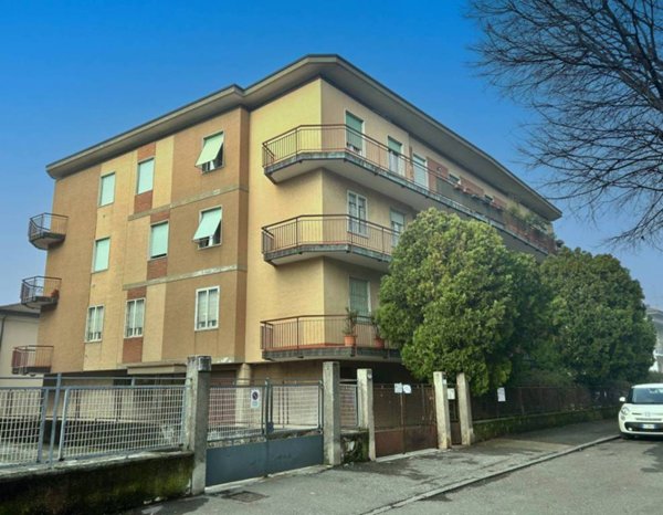 appartamento in vendita a Brescia in zona Urago/Mella