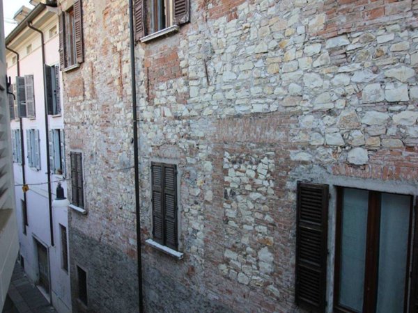 casa indipendente in vendita a Brescia in zona Centro Storico