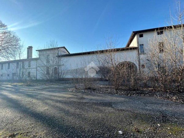 ufficio in vendita a Brescia in zona Volta