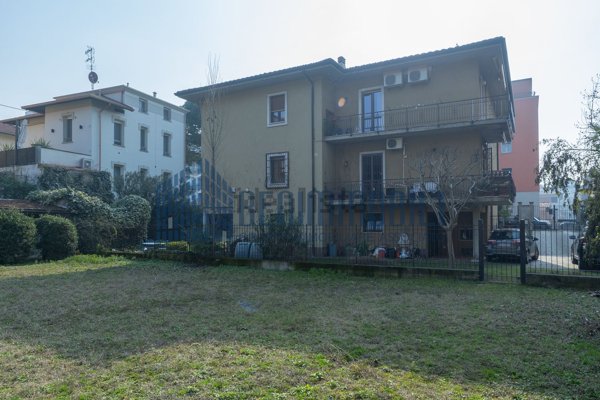 villa in vendita a Brescia in zona Crocifissa di Rosa