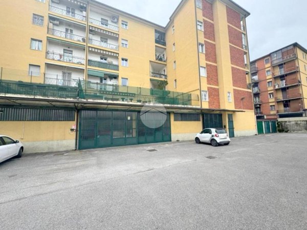 locale commerciale in vendita a Brescia in zona Don Bosco