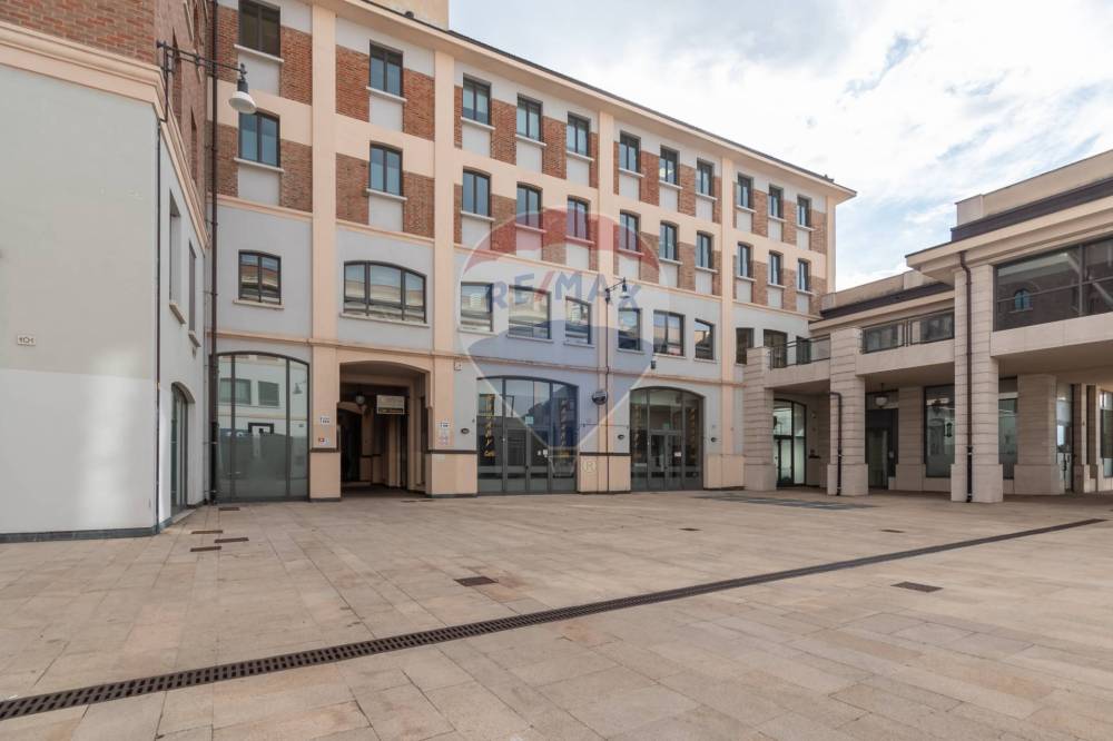 ufficio in vendita a Brescia in zona Porta Venezia