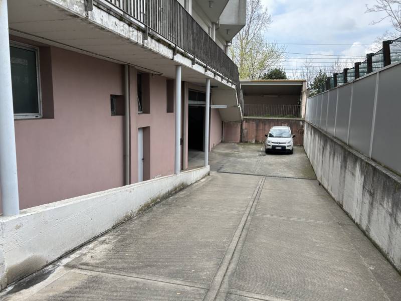 ufficio in vendita a Brescia in zona Sant'Eufemia