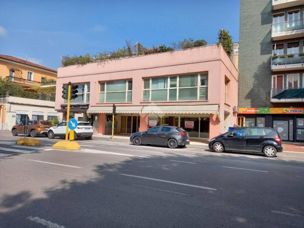 negozio in vendita a Brescia in zona Centro Storico