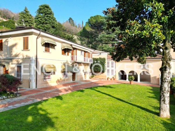 casa indipendente in vendita a Brescia in zona Crocifissa di Rosa