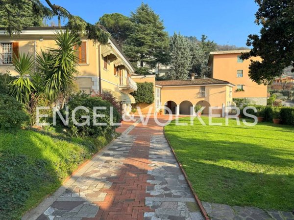 casa indipendente in vendita a Brescia in zona Crocifissa di Rosa