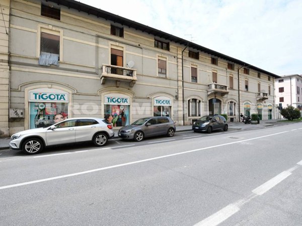 intera palazzina in vendita a Brescia in zona Volta