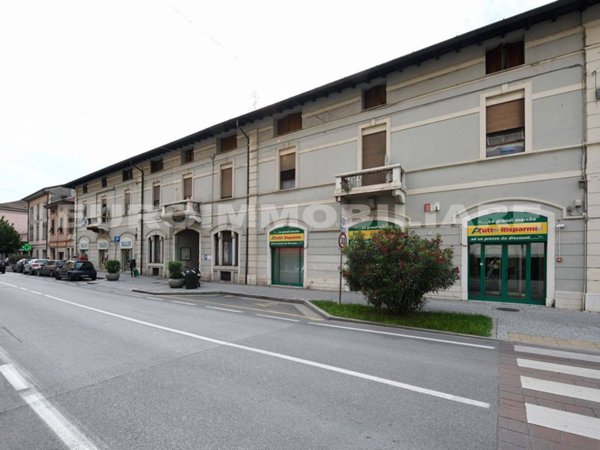 casa indipendente in vendita a Brescia in zona Volta