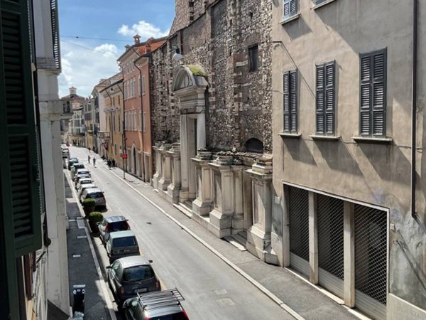 appartamento in vendita a Brescia in zona Centro Storico