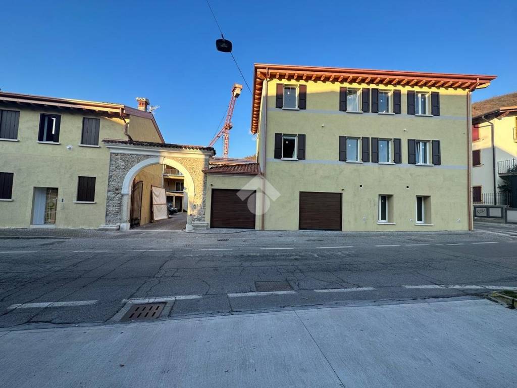 appartamento in vendita a Brescia in zona Mompiano