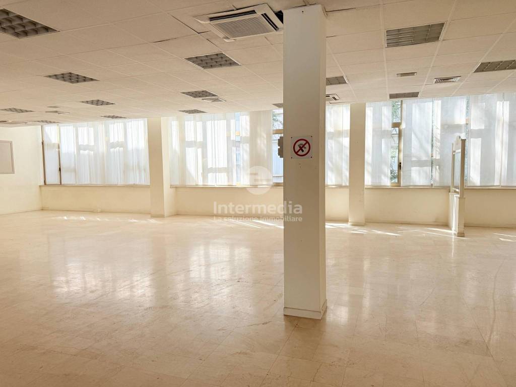 ufficio in vendita a Brescia in zona Volta