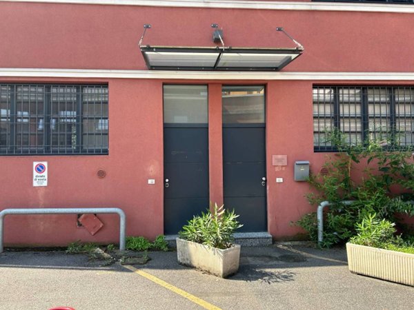 ufficio in vendita a Brescia in zona Volta