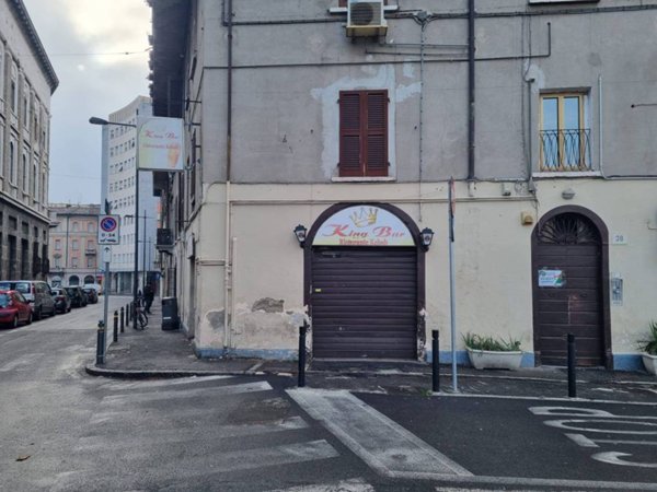 negozio in vendita a Brescia in zona Centro Storico