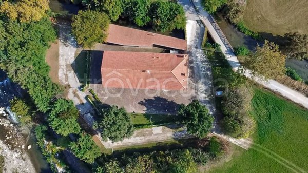 negozio in vendita a Brescia in zona Casazza