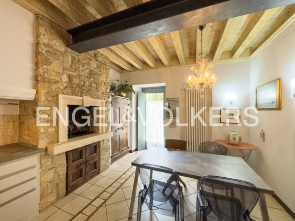 casa indipendente in vendita a Brescia in zona Mompiano