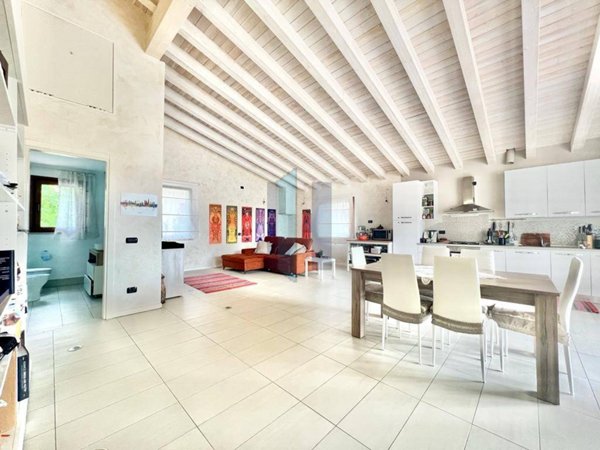 casa indipendente in vendita a Brescia in zona Chiusure