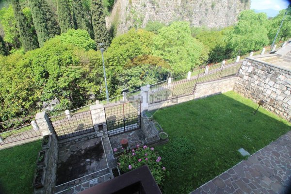 casa indipendente in vendita a Brescia