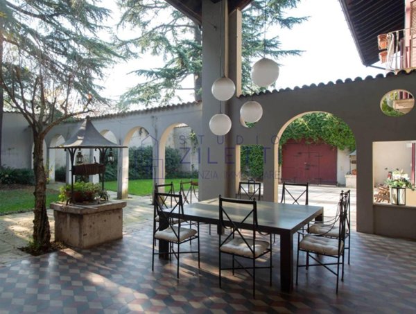casa indipendente in vendita a Brescia in zona Villaggio Prealpino