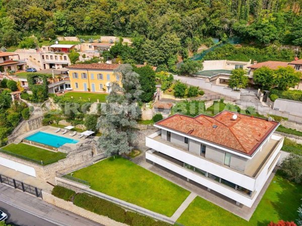 casa indipendente in vendita a Brescia in zona Porta Venezia