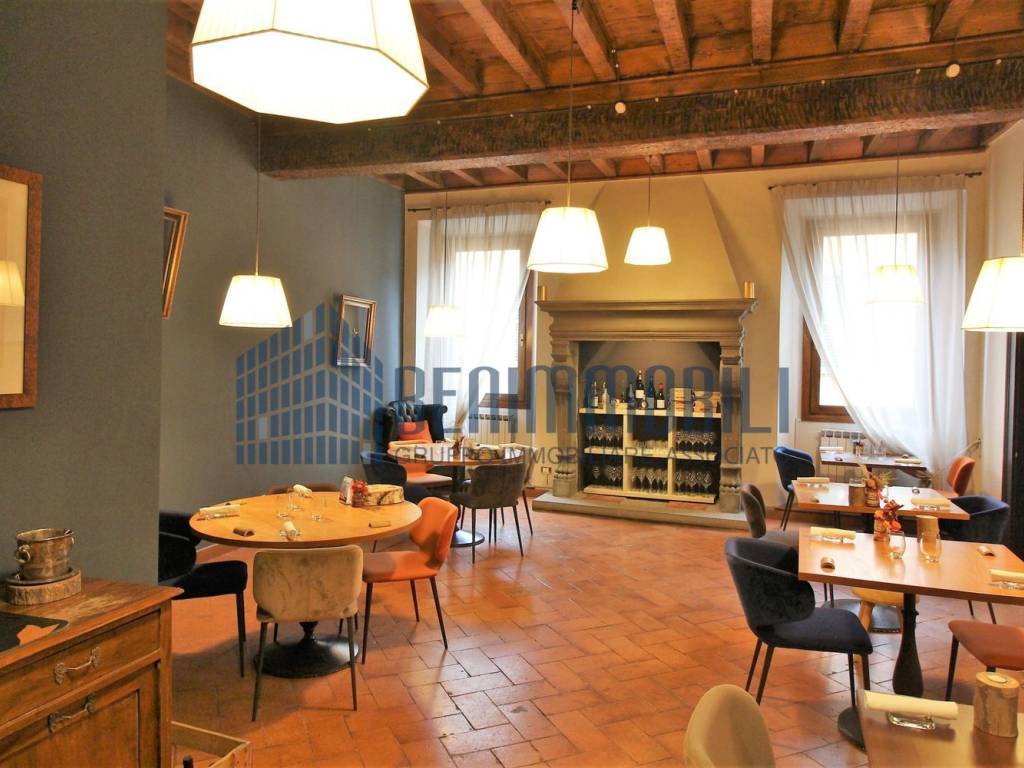 negozio in vendita a Brescia in zona Centro Storico