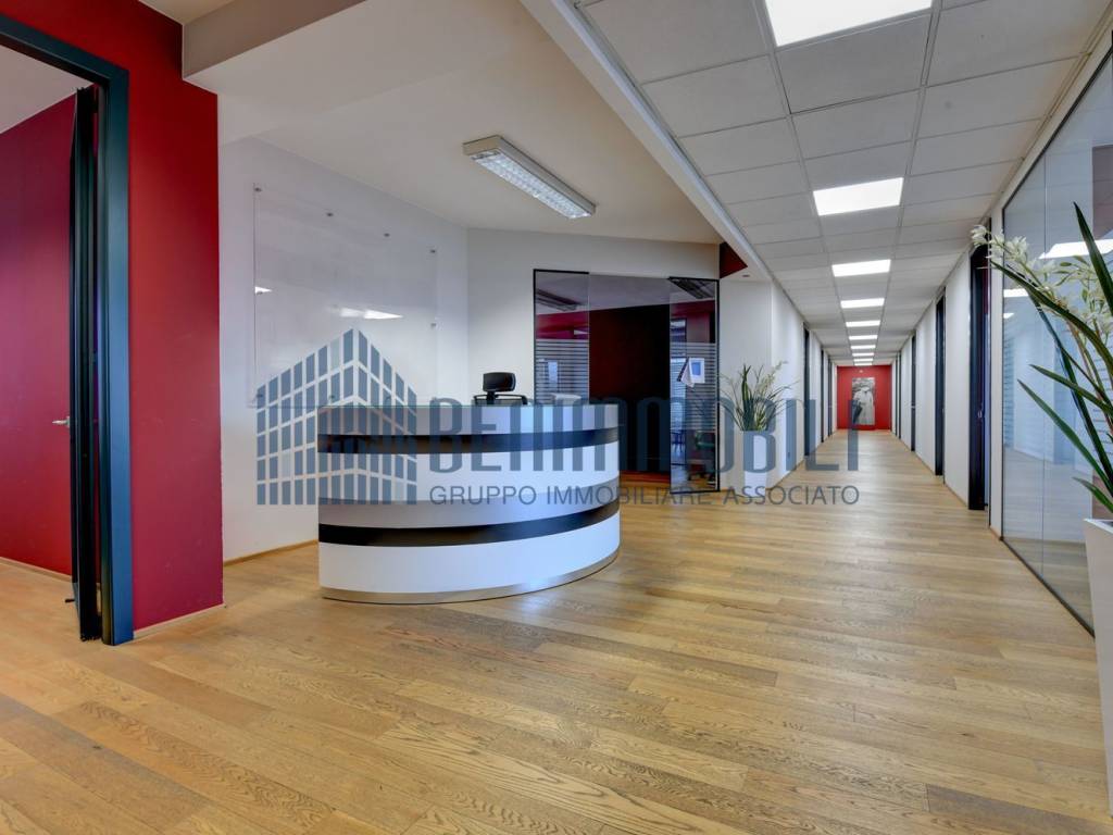 ufficio in vendita a Brescia in zona Volta