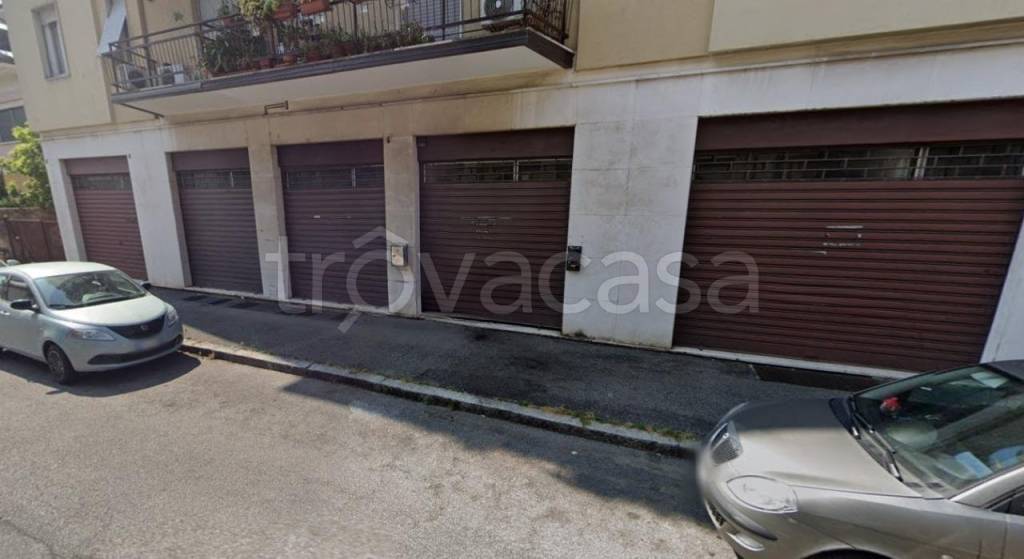 negozio in vendita a Brescia in zona Centro Storico