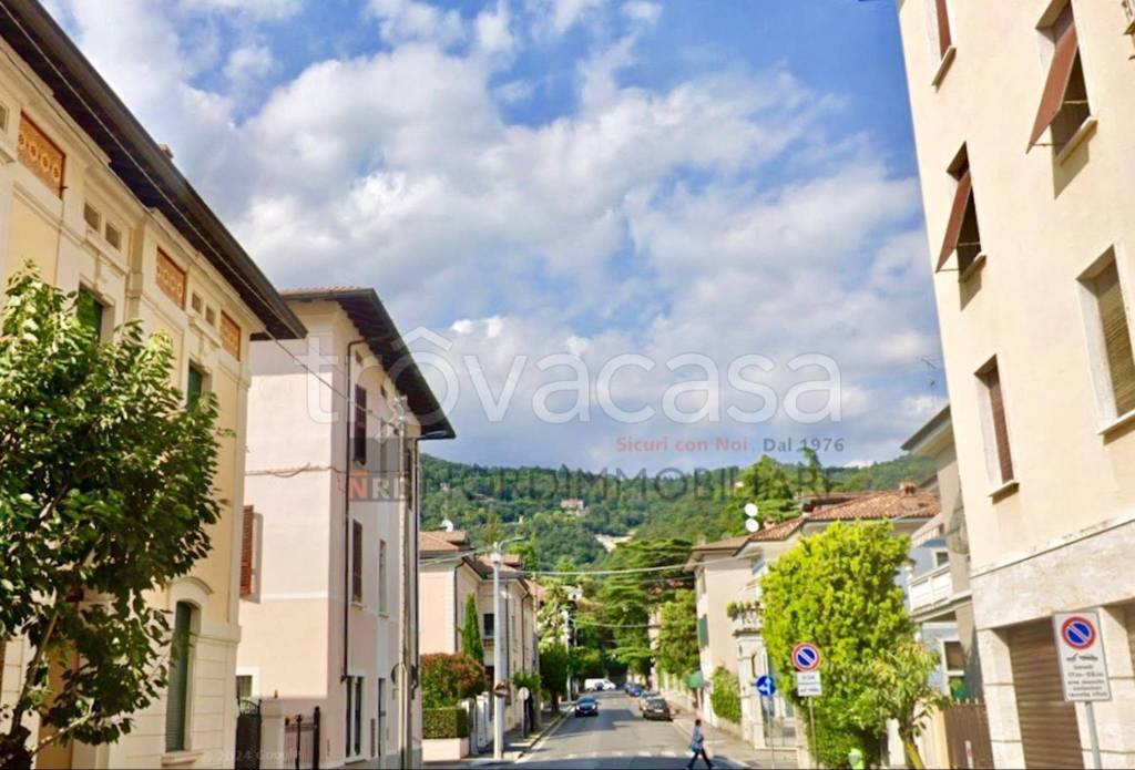 appartamento in vendita a Brescia in zona Porta Venezia