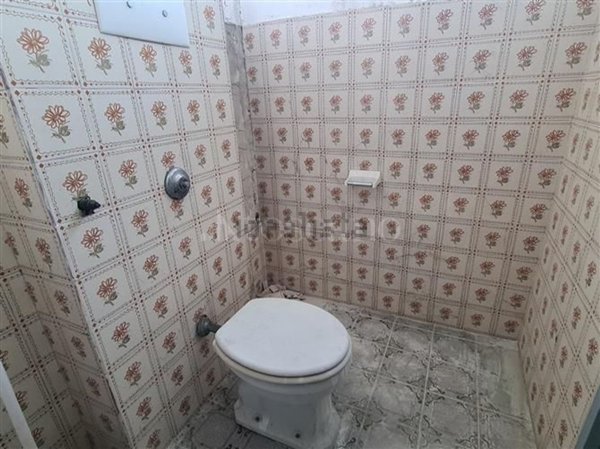 locale di sgombero in vendita a Brescia in zona Casazza