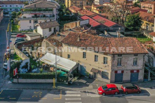 casa indipendente in vendita a Brescia in zona Chiusure