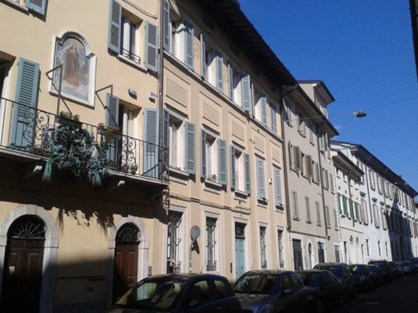 appartamento in vendita a Brescia in zona Centro Storico