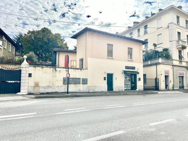 appartamento in vendita a Brescia in zona Villaggio Sereno