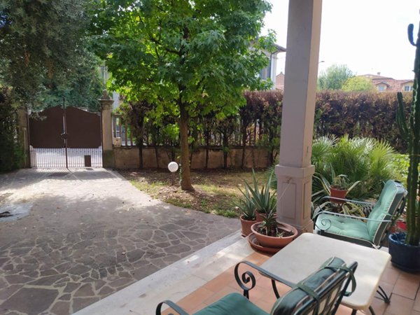 casa indipendente in vendita a Brescia in zona Quartiere Primo Maggio
