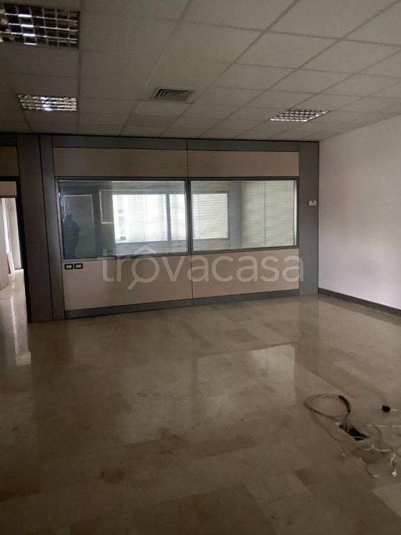 trivano in vendita a Brescia in zona Chiesa Nuova