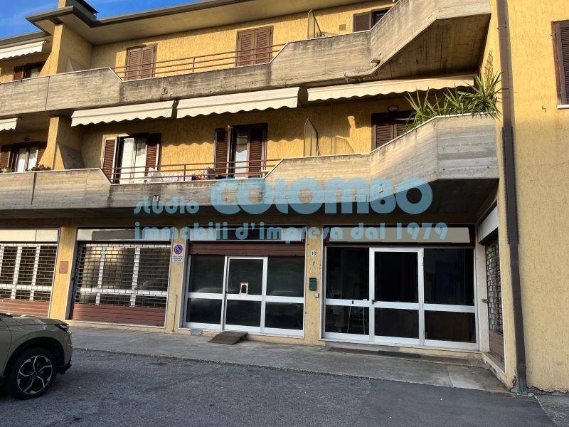 negozio in vendita a Brescia in zona Quartiere Primo Maggio