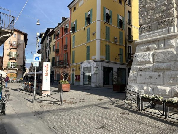 appartamento in vendita a Brescia in zona Centro Storico