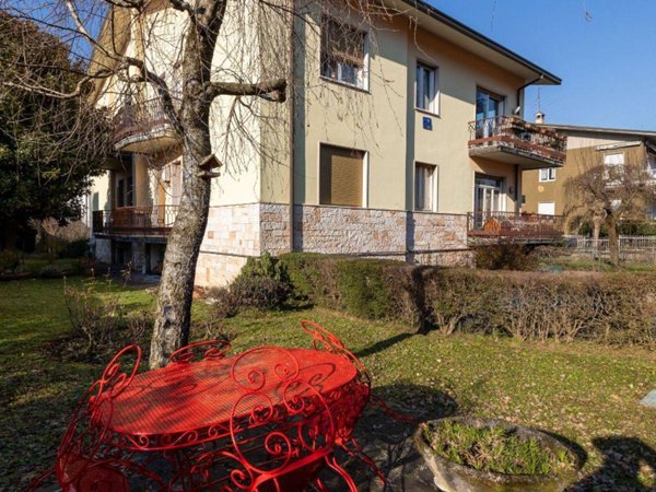 appartamento in vendita a Brescia in zona Mompiano